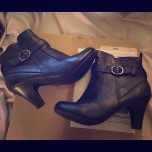 madden girl SZ 8 booties